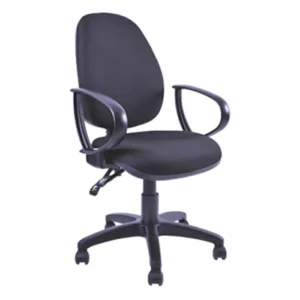 silla operativa negra classic con respaldo alto y brazos fijos